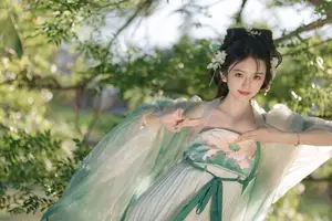Chi Yan Zai Zhe Li: Ethereal Beauty in Ancient Attire Amidst Nature | YiTuYu Vol.8823 - image 16