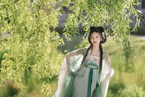 Chi Yan Zai Zhe Li: Ethereal Beauty in Ancient Attire Amidst Nature | YiTuYu Vol.8823 - image 10