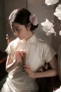YiTuYu Vol.8655: Fen Mian Gu Niang – Timeless Elegance in Classic Qipao. Discover Asian Beauty and Grace. - image 6