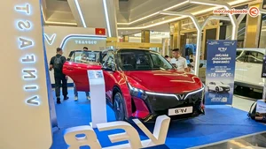 New Generation VinFast VF8 Arrives at Dealerships with Modern Interior Upgrades - image 1