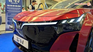 New Generation VinFast VF8 Arrives at Dealerships with Modern Interior Upgrades - image 22