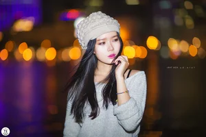 Beautiful Vietnamese Girls Collection: Pack 20 Cute and Charming Portraits - image 35