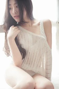 Beautiful Vietnamese Girls Collection: Pack 20 Cute and Charming Portraits - image 8