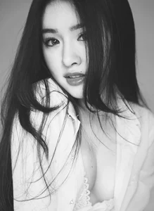 Beautiful Vietnamese Girls Collection: Pack 20 Cute and Charming Portraits - image 28
