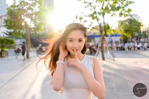 Beautiful Vietnamese Girls Collection: Pack 20 Cute and Charming Portraits - image 14