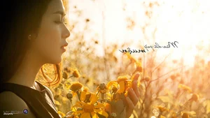 Beautiful Vietnamese Girls Collection: Pack 20 Cute and Charming Portraits - image 26