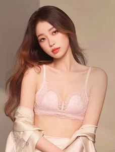Ethereal AI Art Lookbook: Esther Yu’s Sophisticated Lingerie Fashion and Dreamy High-Fashion Aesthetic - image 9