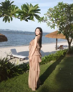 Doan Hai My Radiates Elegance in Stunning Beachside Photoshoot - image 8