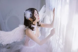 YiTuYu Art Language Vol.6036: Showcasing the Vibrant Charm and Artistic Presence of Bobo - image 8