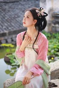 Stunning Visual Narrative: YiTuYu Art Language Vol.4629 - You Er Bai Bai Photography Collection - image 19