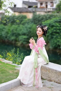 Stunning Visual Narrative: YiTuYu Art Language Vol.4629 - You Er Bai Bai Photography Collection - image 27