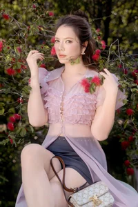 Vietnamese Celeb News: Mai Phuong Thuy Updates and Ly Nha Ky Claps Back - image 18