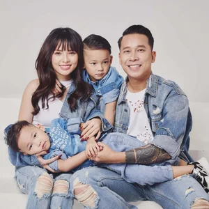 Vietnamese Celeb News: Mai Phuong Thuy Updates and Ly Nha Ky Claps Back - image 22