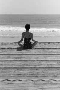 Discover the Secrets of the Yoga Goddess: Maintaining Stunning Beauty and Fitness After Motherhood - image 4