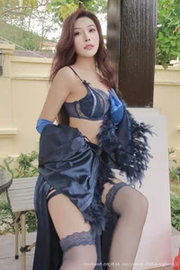 Newcomer Xia Bing Bing Debuts in XiuRen No.11121 with Stunning Visuals - image 4