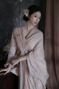 Fen Mian Gu Niang Vol.8577: Unveiling Exquisite Oriental Beauty in Classic Chinese Artistry - image 4