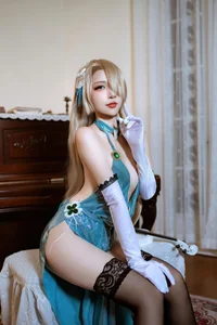 Stunning Asuna Ichinose Blue Archive Cosplay by Er Zuo Nisa in Elegant Evening Gown – High-Quality Anime Photography Collection - image 16