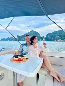 Jennifer Pham Celebrates Son Bao Nam’s 16th Birthday: A Look at the Growing Family - image 3