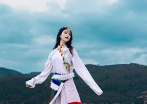 Exploring Creative Photography with Yu Meng in YiTuYu Art Language Vol.4724 - image 12