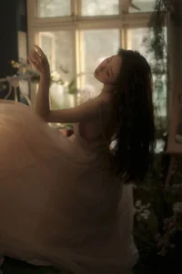 Ethereal Muse: Yao Pang Pang’s Dreamy Art Language - image 2