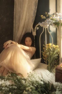 Ethereal Muse: Yao Pang Pang’s Dreamy Art Language - image 0