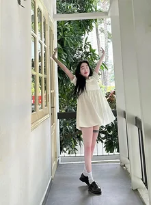 Elly Tran’s Youthful Style: Rocking the Oversized Look Like a Teenager - image 6
