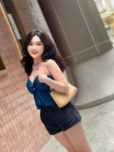 Gen Z Transformation: Tran Ngoc Han's Inspiring Journey from Body Shaming to Fitness Success - image 4