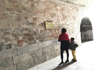 The Historic Significance of Mysterious Dents on Hanoi's Ancient Citadel Wall - image 9
