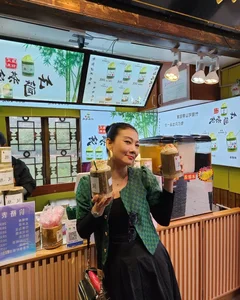 My Tam Announces Hometown Concert and Hoa Minzy Celebrates 10-Year Career Milestone - image 3