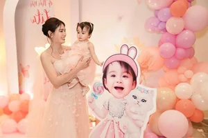 Celebrating Milestones: The Heartwarming and Spectacular Birthday Event for Kha Ly’s Little One - image 2
