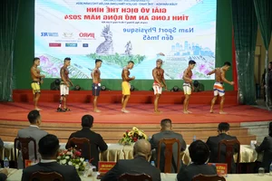 Intense and Emotional Moments at the Long An Bodybuilding Championship - image 6