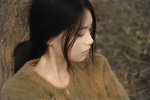 Captivating Portrait Series: YiTuYu Art Language Vol.10353 featuring Guo Zi - image 12