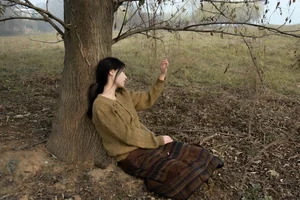Captivating Portrait Series: YiTuYu Art Language Vol.10353 featuring Guo Zi - image 4