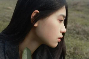Captivating Portrait Series: YiTuYu Art Language Vol.10353 featuring Guo Zi - image 13