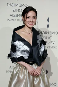 Shu Qi Captivates Venice Film Festival with Stunning Style Transformations - image 2