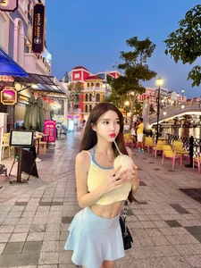 Malaysian DJ Amber Na Captivates Fans During Recent Vietnam Vacation and Photo Shoot - image 5