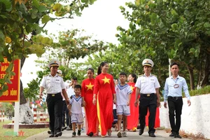 Building a Home in the Middle of the Sea: The Resilient Families of Truong Sa Islands - image 6