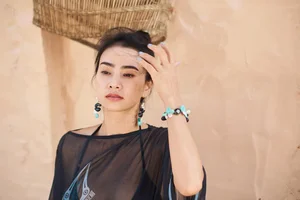Stunning Beauty Gallery of Yen Dan: Elegance and Modern Style Captured - image 11
