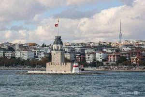 Exploring the Bosphorus Strait: Where Asia and Europe Meet in Stunning Istanbul - image 7