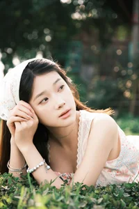 The Graceful Artistry of To Xiao Bei in YiTuYu Art Language Vol.7218: A New Chapter in Visual Excellence - image 1