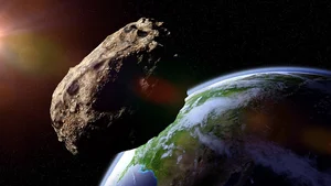 The Mystery of the Snowman-Shaped Space Object Passing Near Earth - image 0