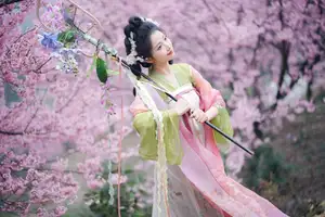East Asian Beauty: Tu Ya W in Elegant Hanfu Amidst Spring Cherry Blossoms | YiTuYu Vol.8636 - image 6