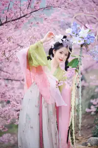 East Asian Beauty: Tu Ya W in Elegant Hanfu Amidst Spring Cherry Blossoms | YiTuYu Vol.8636 - image 16