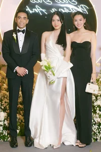 Thanh Thuy, Tieu Vy, and A-List Stars Attend Runner-up Phuong Anh’s Grand Wedding - image 8