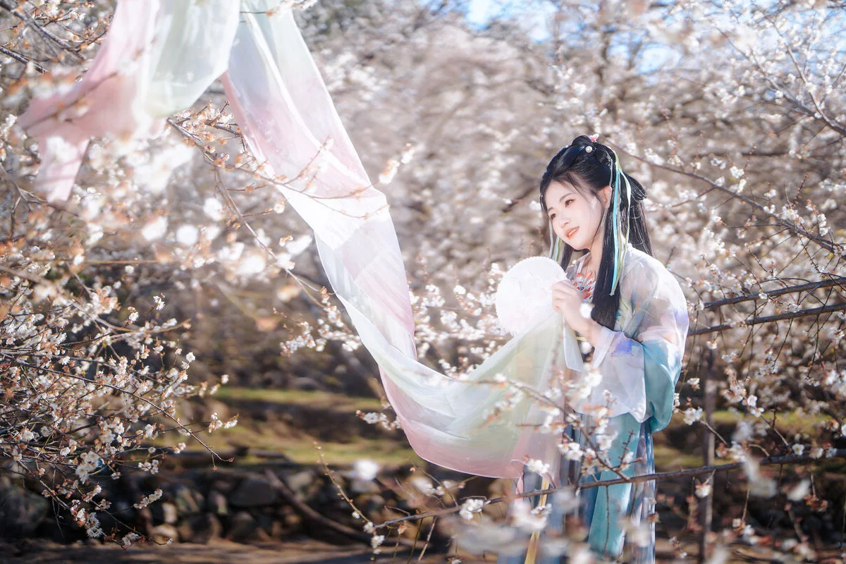 YiTuYu Art Language Vol.10208 - The Playful Ba La Ba La 15P Gallery