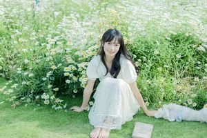 Elegant Visual Narrative: YiTuYu Art Language Vol.4815 Showcasing the Stunning Yan Yun Lin Er - image 13