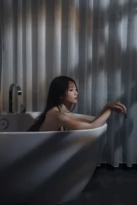Xiao Yu Er Featured in YiTuYu Art Language Vol.6825 Collection - image 0