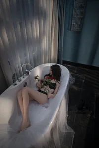 Xiao Yu Er Featured in YiTuYu Art Language Vol.6825 Collection - image 12