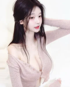 Korean Fashion Trends: The Bold Rise of Ultra-Short Shorts in K-Beauty Style - image 6