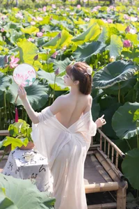 Lu Xuan Xuan XiuRen Model Gallery - Lotus Theme Part 02 (46P) - image 18
